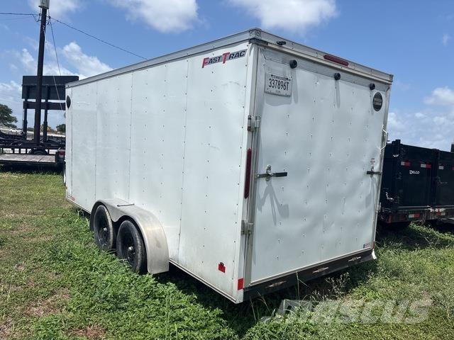 Wells Cargo  箱體拖車