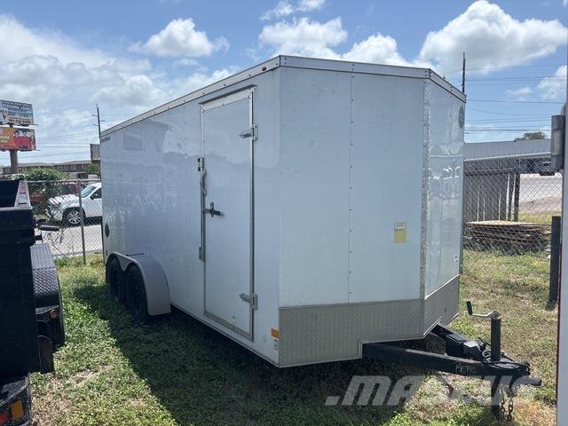 Wells Cargo  箱體拖車