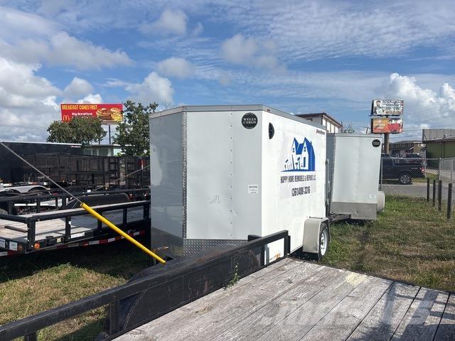 Wells Cargo  箱體拖車