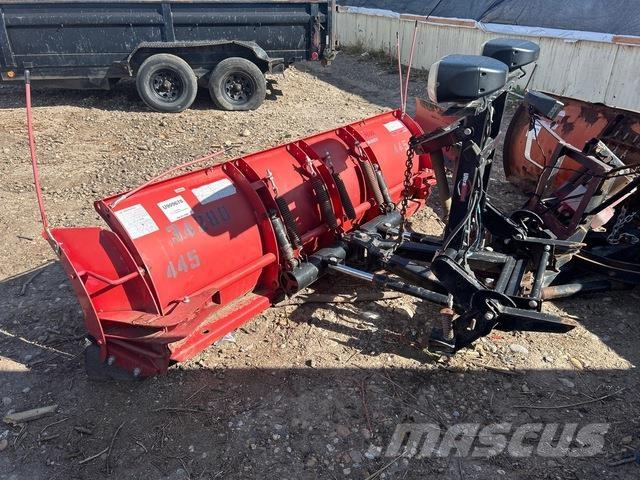 Western  刮雪板和犁