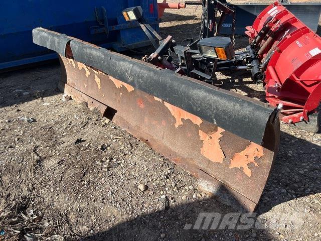 Western  刮雪板和犁