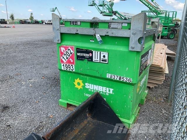 Western 10TCG Fuel and additive tanks