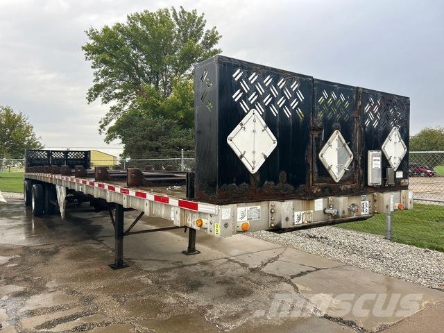 Wilson CF-900 平板式/側卸式拖車