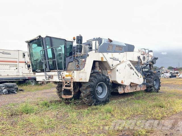 Wirtgen WR240 土壤壓實機