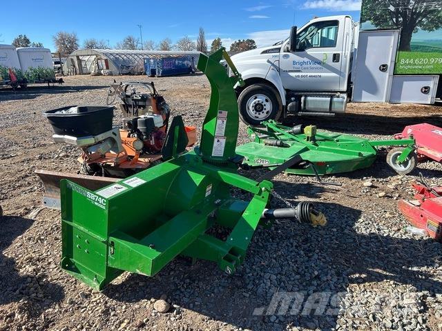 Woods SB74C 掃雪機