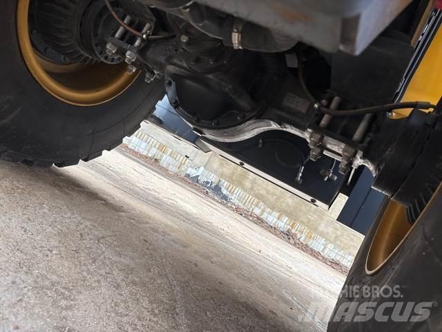 XCMG 938U 輪胎式裝載機