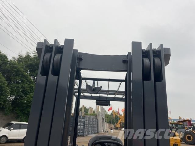 XCMG BP600 電動堆高機