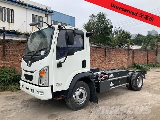 XCMG EAA114R 商用底盤車