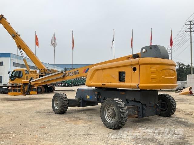 XCMG GTBZ32S 伸縮臂高空作業車