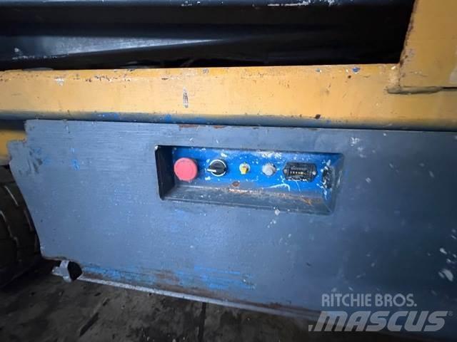 XCMG GTJZ10 剪式升降機