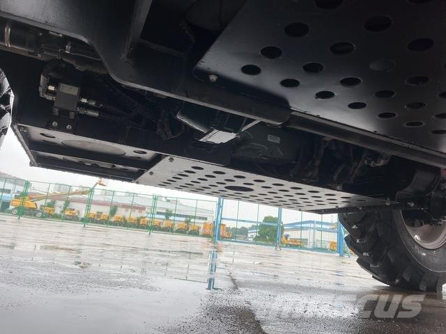 XCMG WF4014 伸縮臂操作車