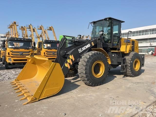 XCMG XC956 輪胎式裝載機