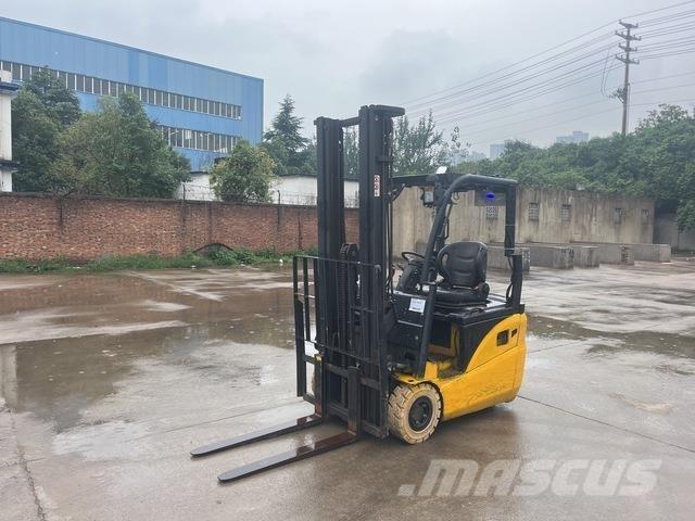 XCMG XCB-TW18 電動堆高機