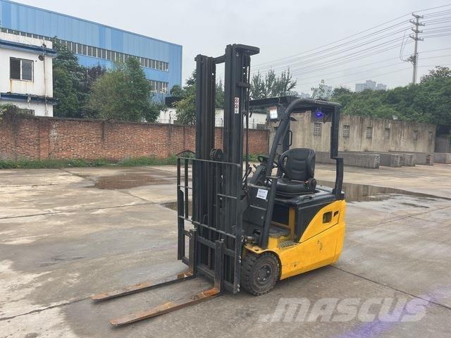 XCMG XCB-TW18 電動堆高機