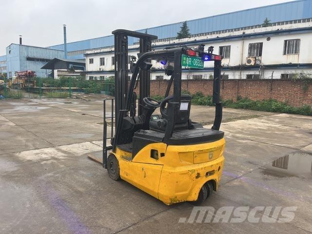 XCMG XCB-TW18 電動堆高機
