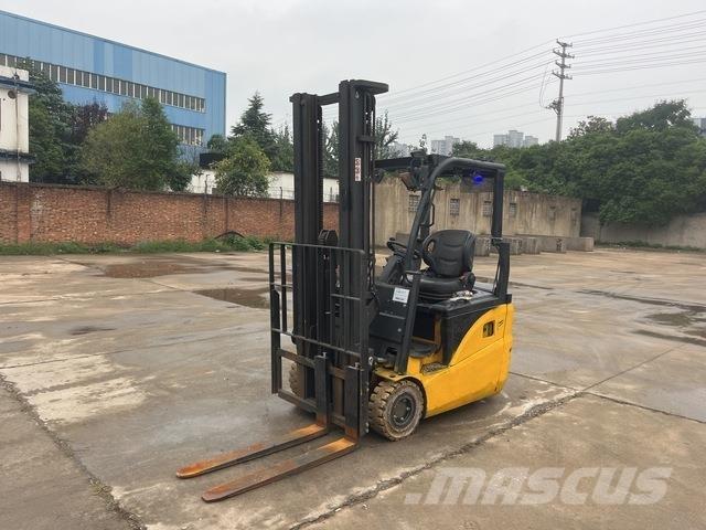 XCMG XCB-TW18 電動堆高機
