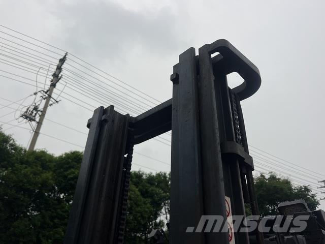 XCMG XCB-TW18 電動堆高機