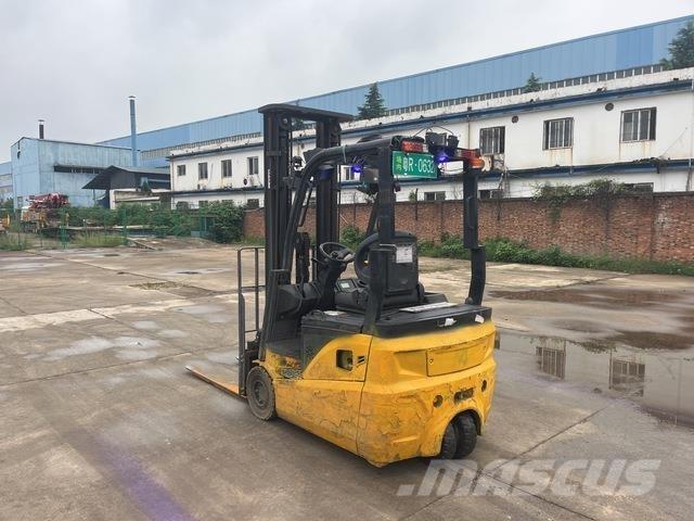 XCMG XCB-TW18 電動堆高機