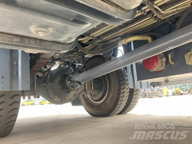 XCMG XCT12L5 履帶式起重機