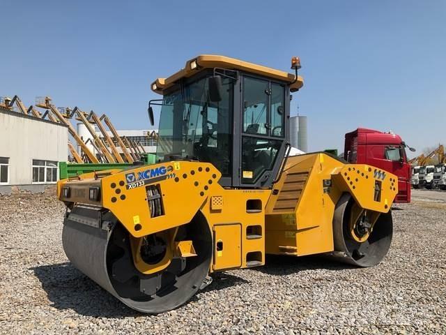 XCMG XD133E 雙輪滾壓機