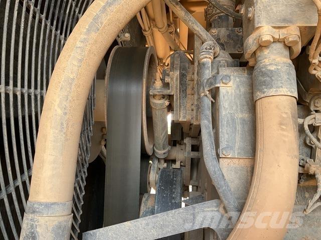 XCMG XDR100 鉸接式起吊車