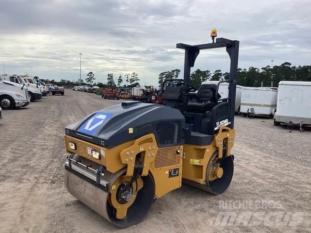 XCMG XMR303S 雙輪滾壓機