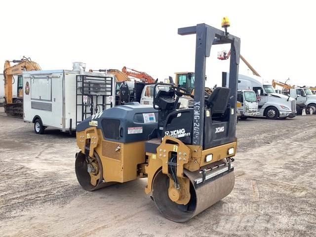XCMG XMR303S 雙輪滾壓機