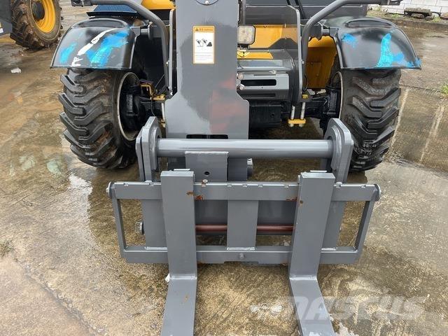 XCMG XT2506E 伸縮臂操作車