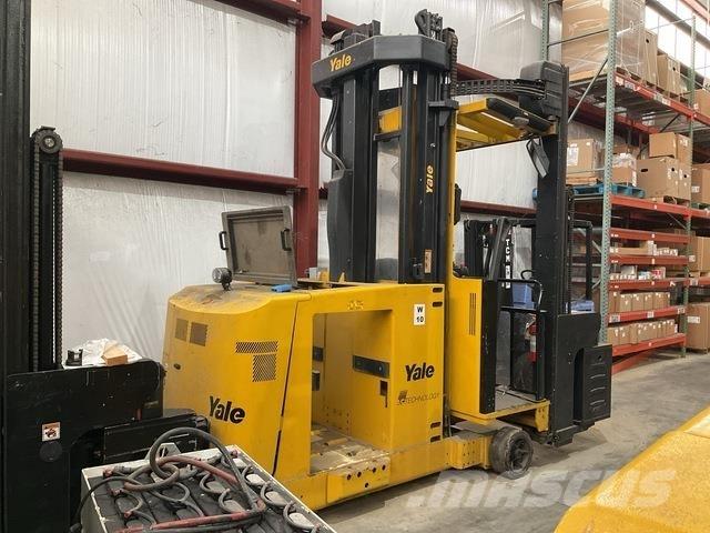 Yale NTA030SB 中端式裝載機