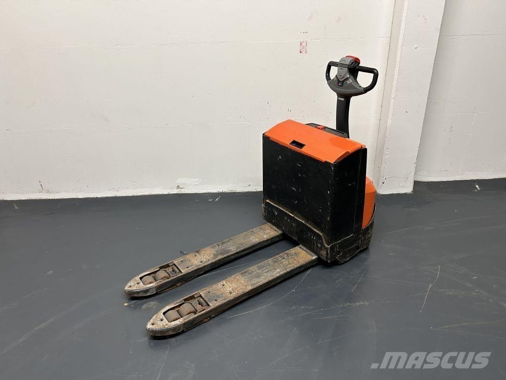 BT LWE200 - Lithium Ion 低架升降機