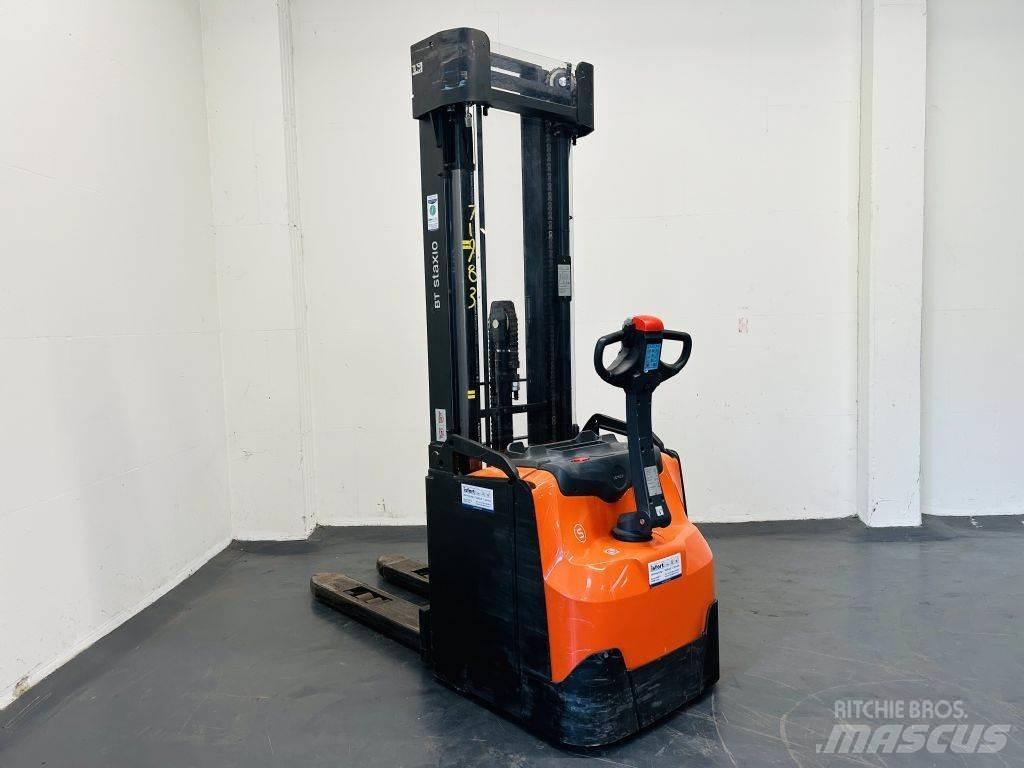 BT SWE160 行走控制式堆積機