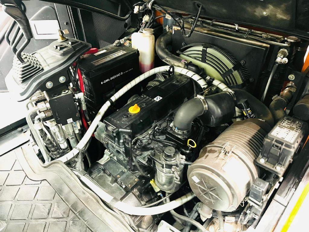 Doosan D30S-7 柴油卡車