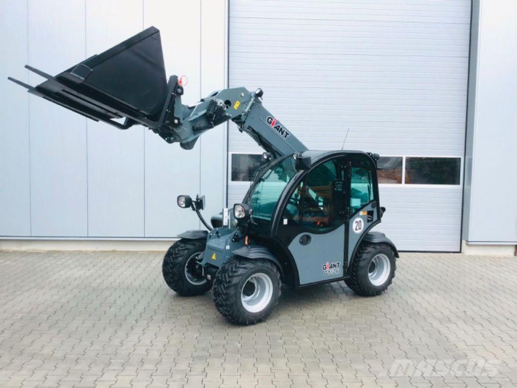 GiANT GT5048 伸縮臂操作車