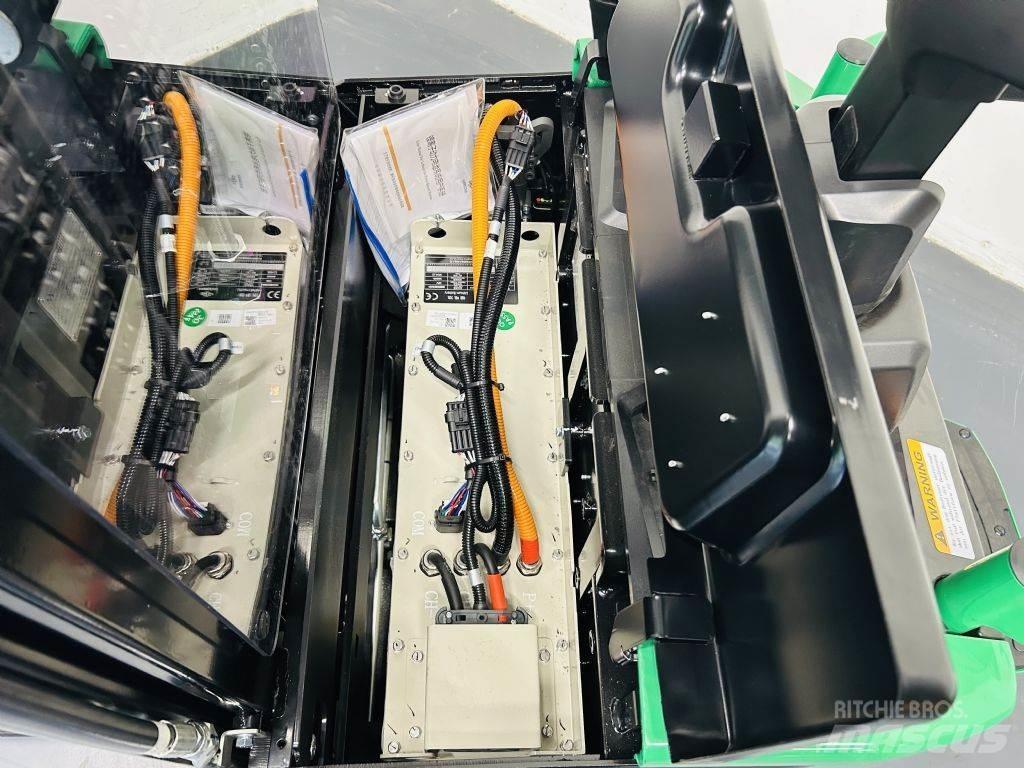 Hangcha CDD20-XT1S-SI 自走式堆積機