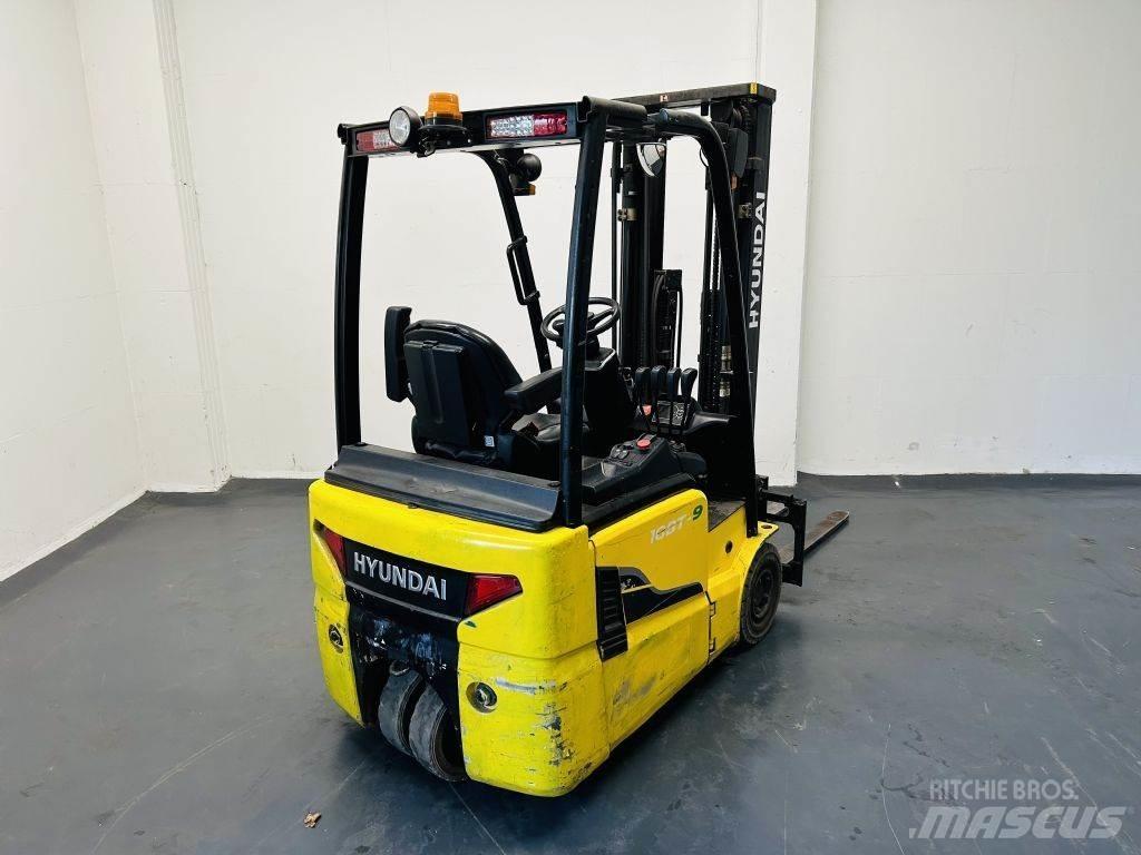 Hyundai 15BT-9 電動堆高機