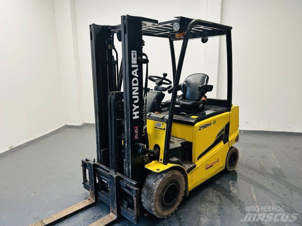 Hyundai 25BH-9 電動堆高機