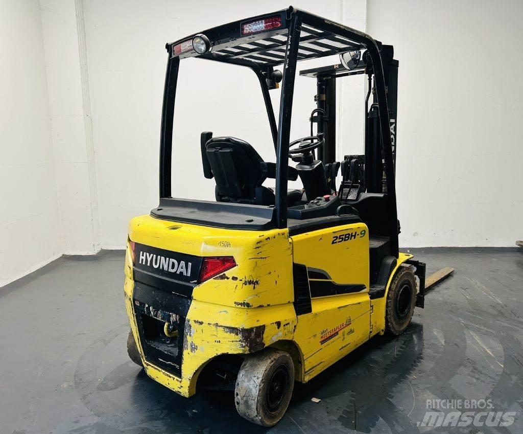 Hyundai 25BH-9 電動堆高機