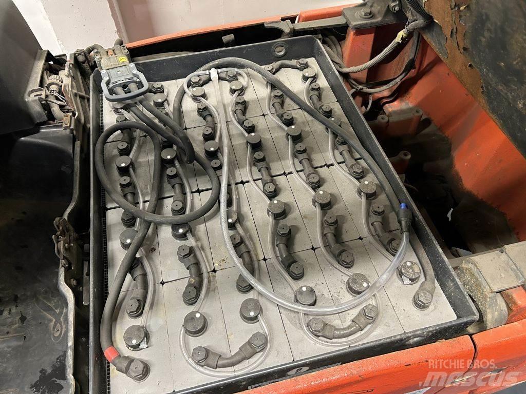 Linde E16H-01 電動堆高機