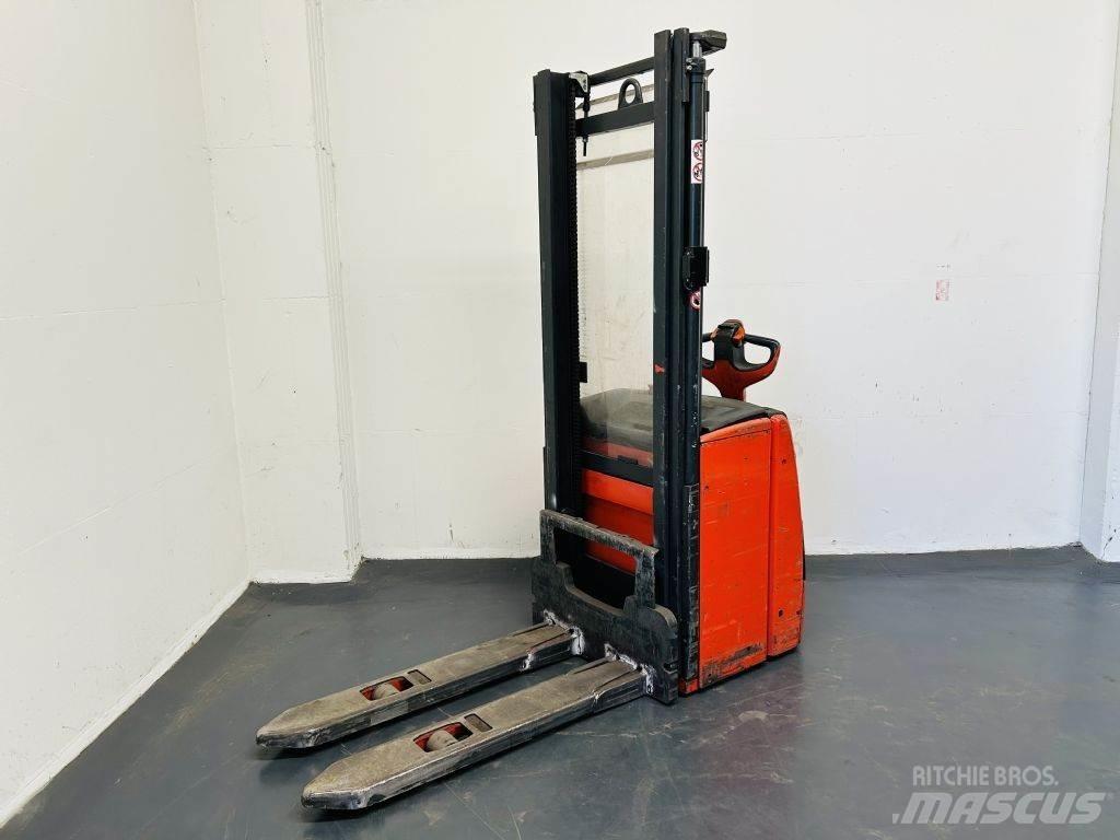 Linde L16 行走控制式堆積機