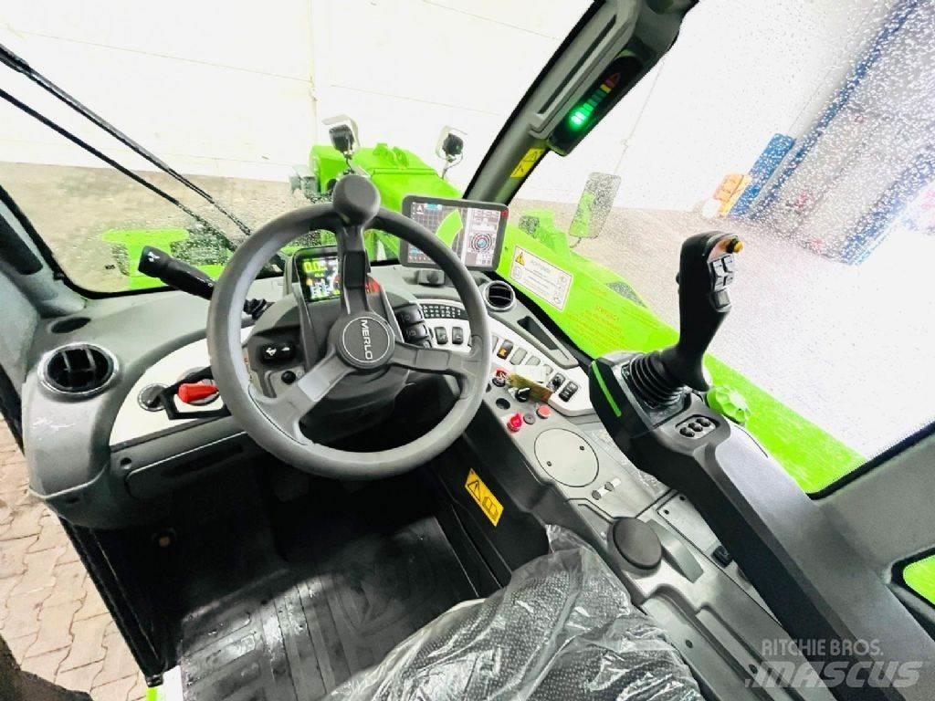 Merlo P120.10 HM 伸縮臂操作車