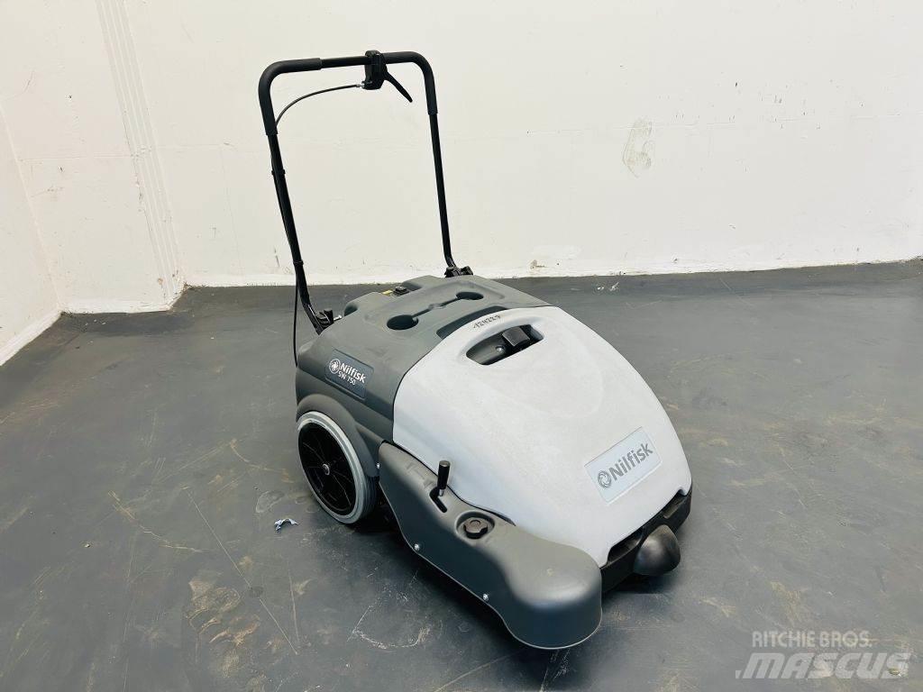 Nilfisk SW750 掃倉機