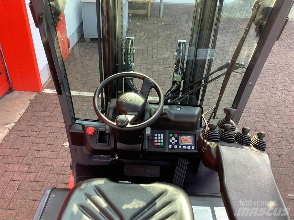 Toyota 8FBE16T 電動堆高機
