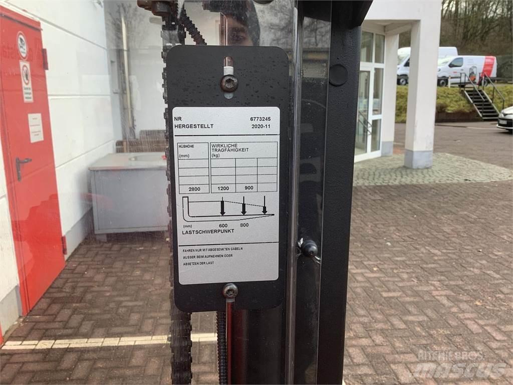 Toyota SPE120 行走控制式堆積機