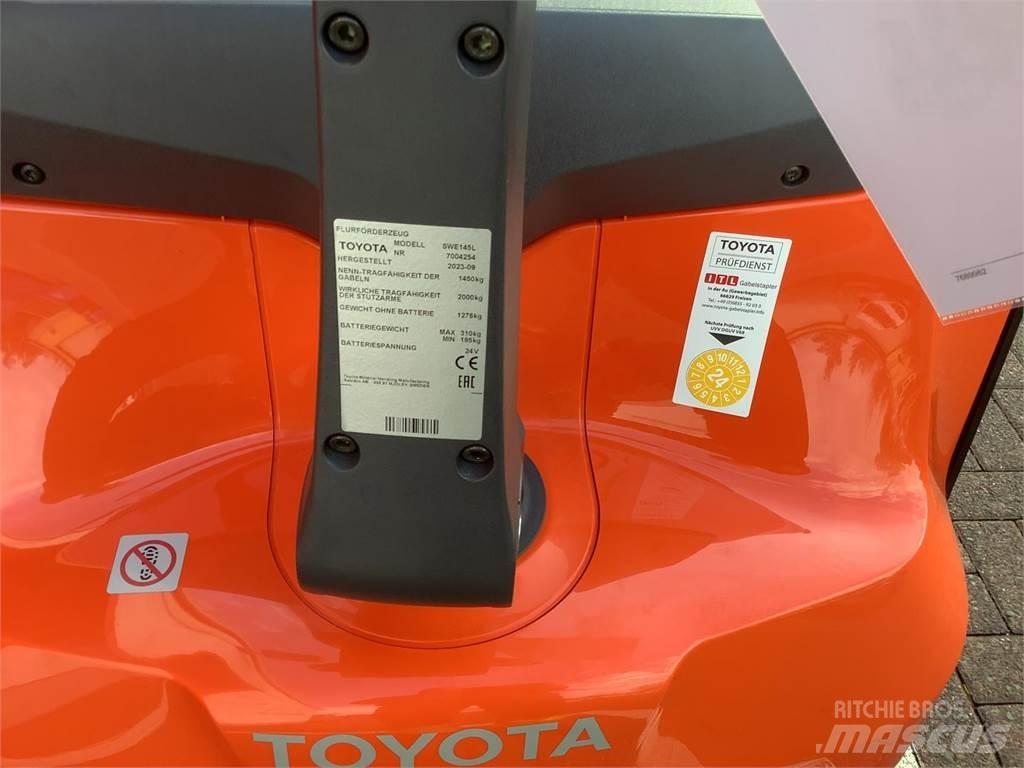 Toyota SWE145L 行走控制式堆積機
