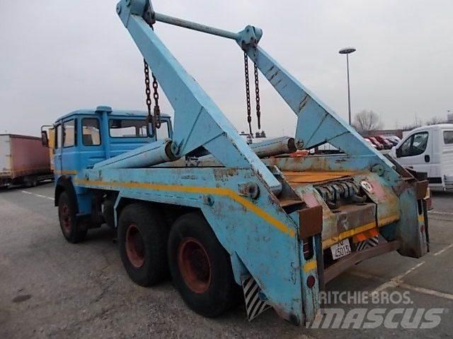 Fiat 697 NP 吊鉤式起重車