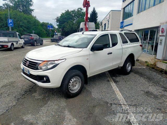 Fiat FULLBACK 平板式/側卸式卡車