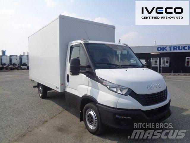 Iveco 35S16 貨箱式卡車