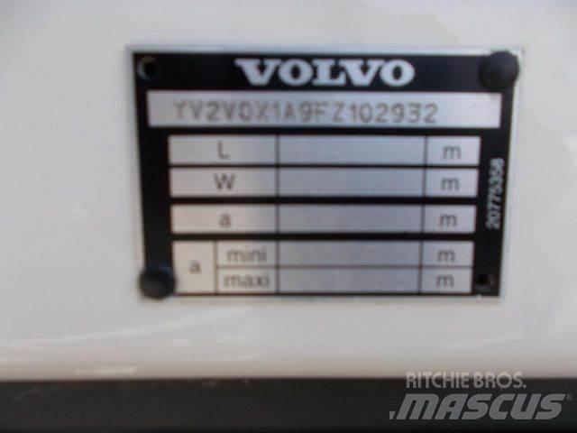Volvo FE250 貨箱式卡車