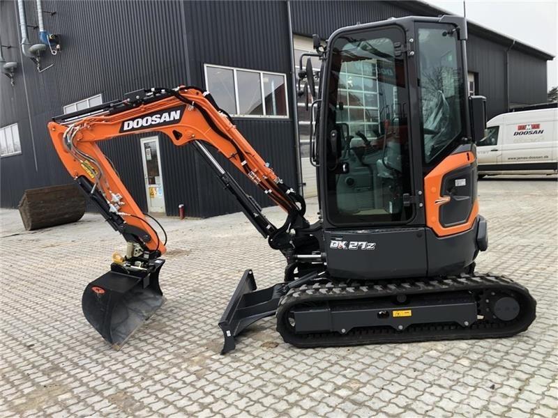 Doosan DX27Z-7 小型挖土機/掘鑿機<7t(小型挖掘機)