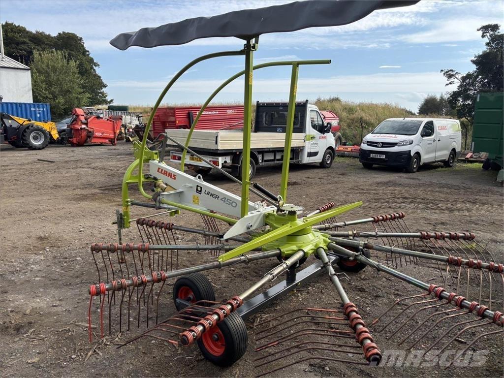 CLAAS LINER 450 耙與翻草機